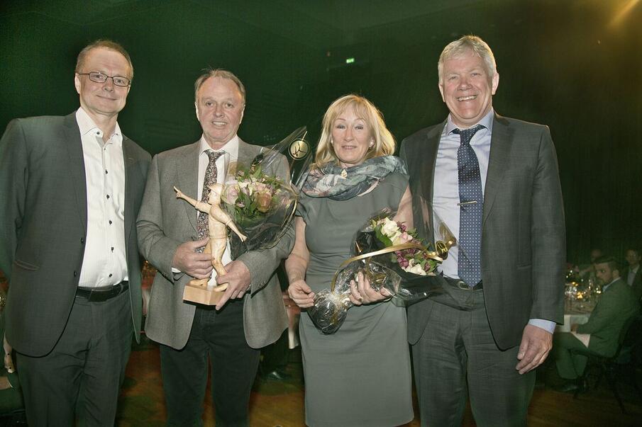 Styreleder i NESO, Arild Østgård (fra venstre), Kjell Arne Olsen, Kirsten Bones Olsen og administrerende direktør i NESO, Ruben Jensen.